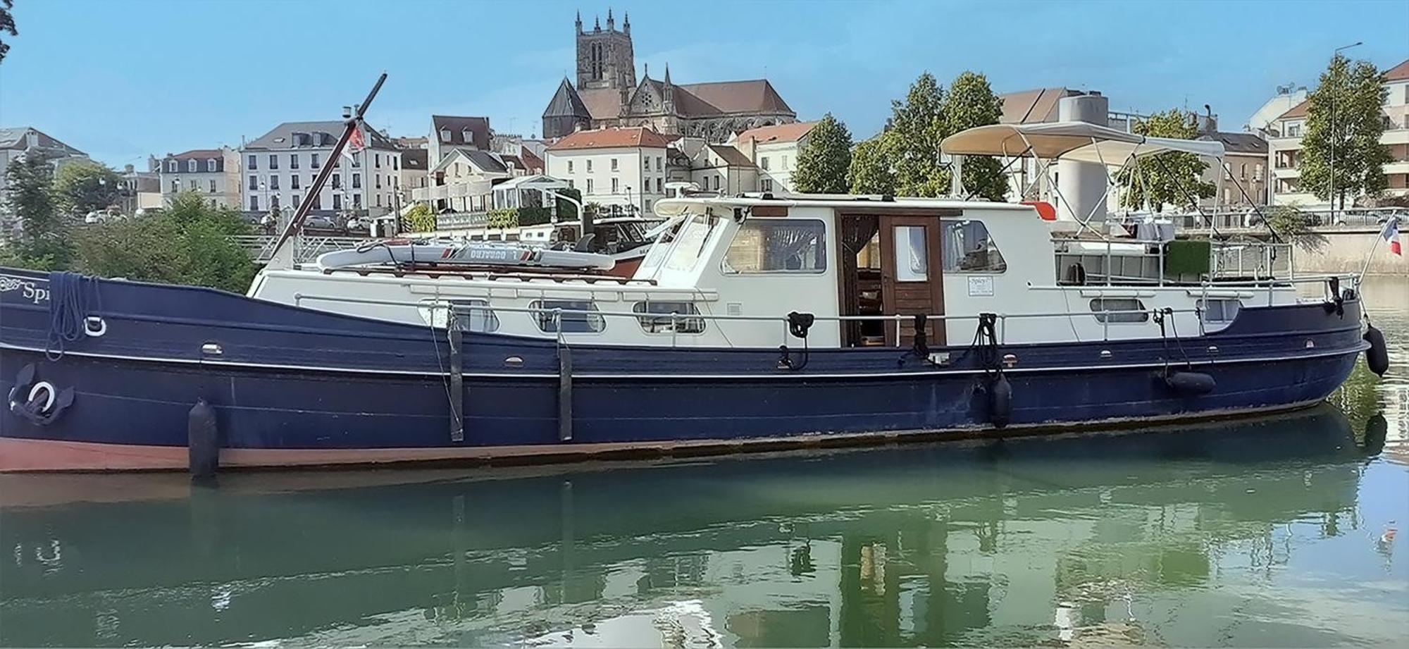 Spicy - Sejour Insolite Sur La Marne Meaux Exterior foto